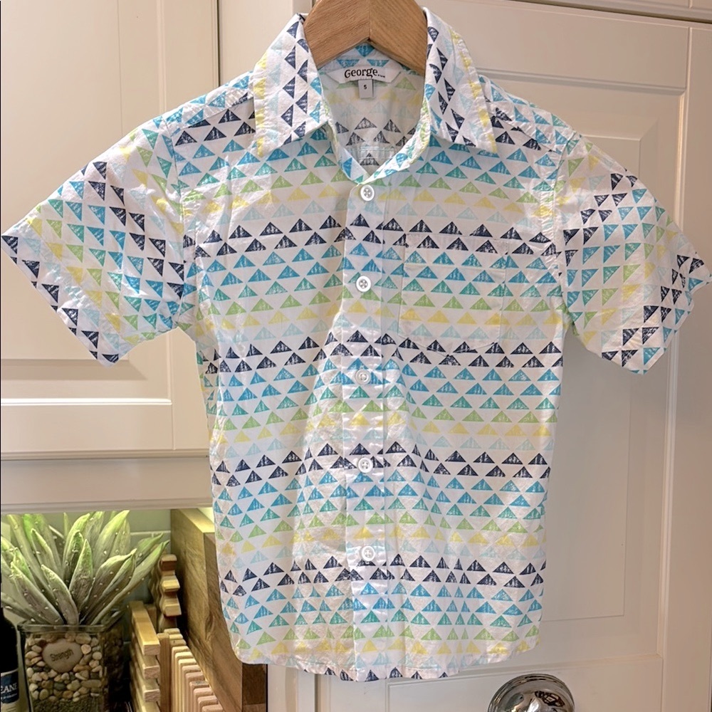 George Boy size 5 Multicolor Short Sleeve Shirt, excellent condition